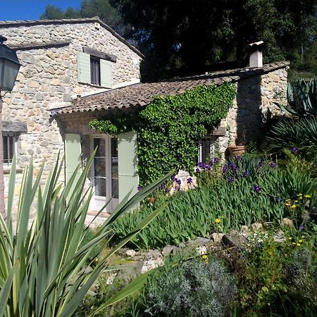 La Farigoulette Bed and Breakfast Taradeau Esterno foto